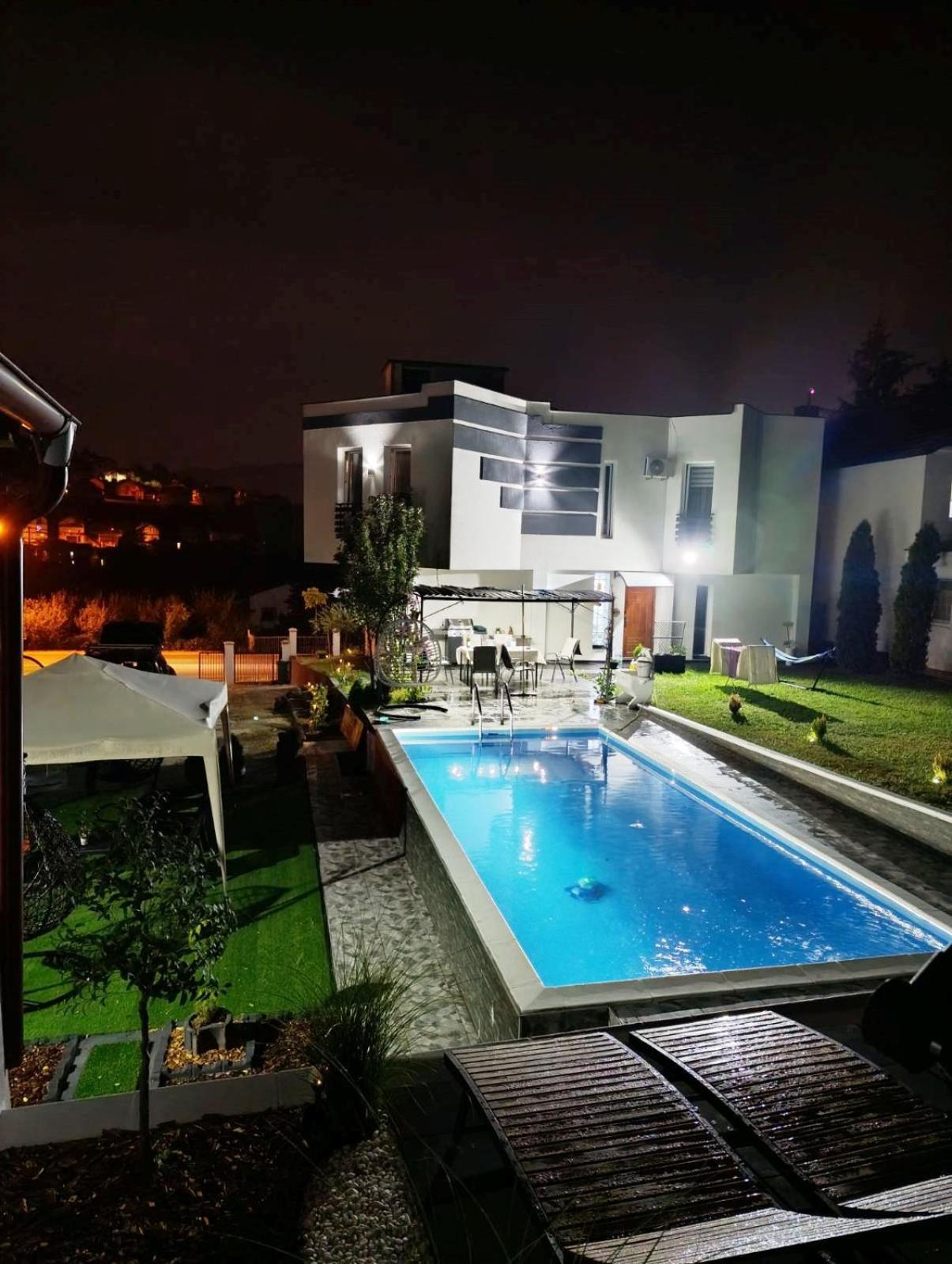Villa Lea Tuzla Exteriér fotografie