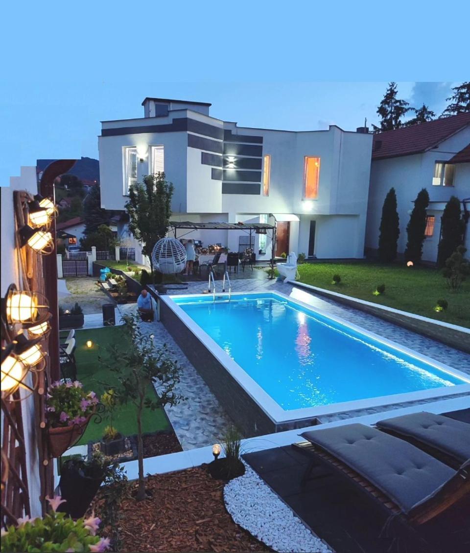 Villa Lea Tuzla Exteriér fotografie